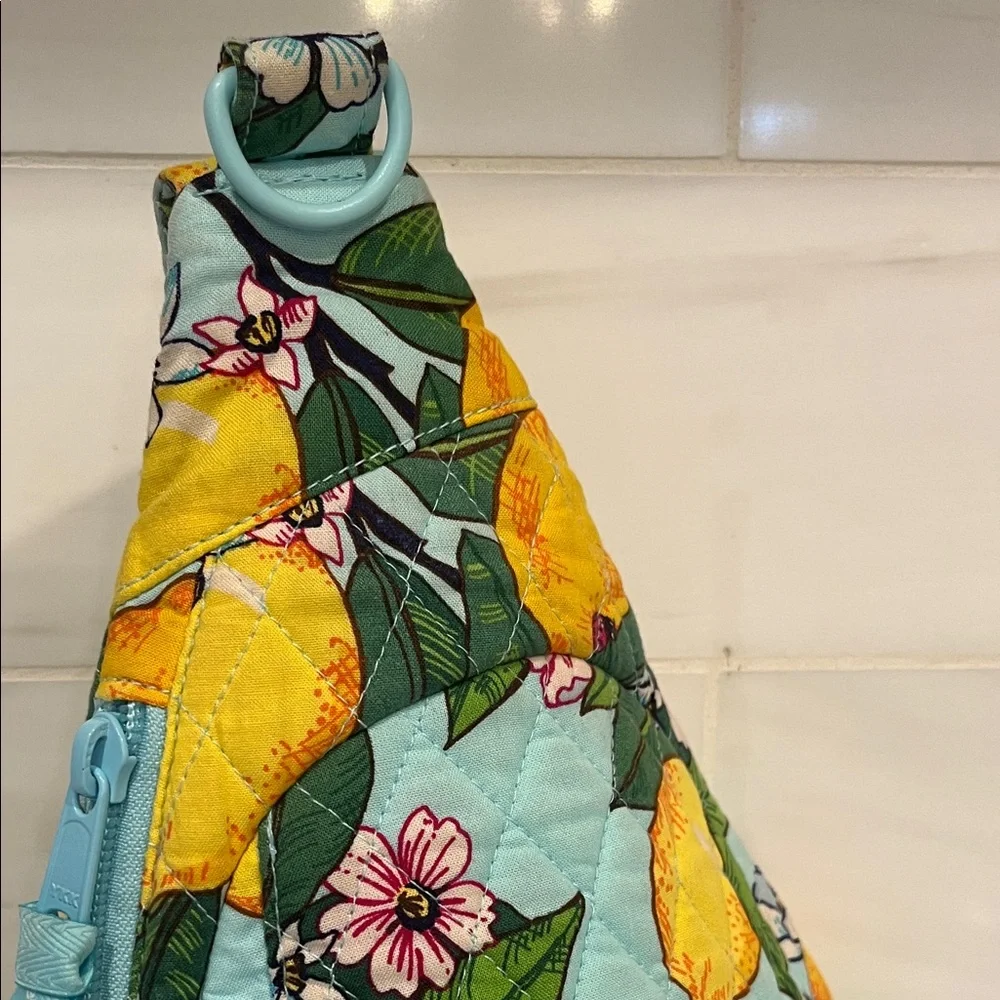 Vera Bradley Essential Slingback in Lemon Grove Sling Crossbody - Picture 5 of 12